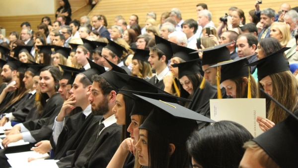 La prolongation du droit de séjour après les études en vue de trouver un emploi ou de créer une entreprise 